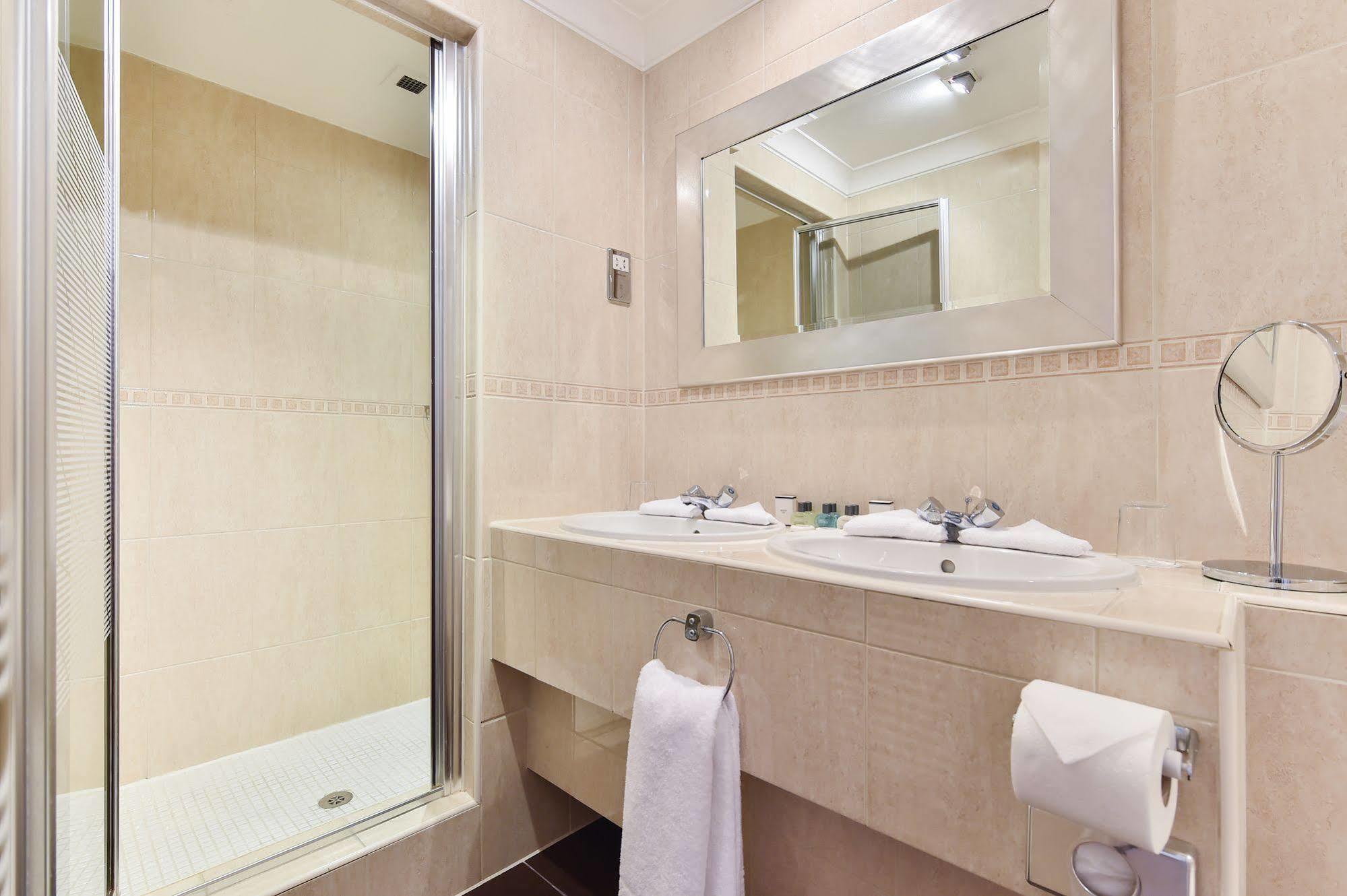 Park Lane Mews Hotel Лондон Екстер'єр фото